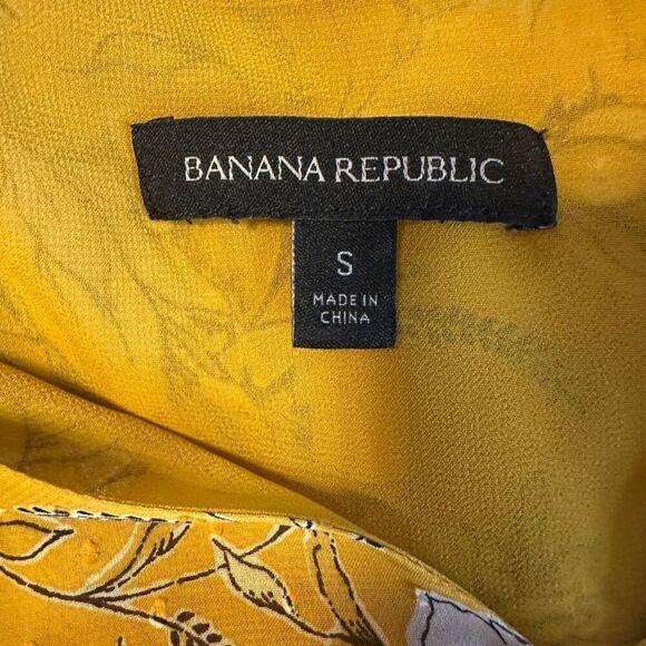Banana Republic golden floral yellow wrap blouse - Picture 5 of 7